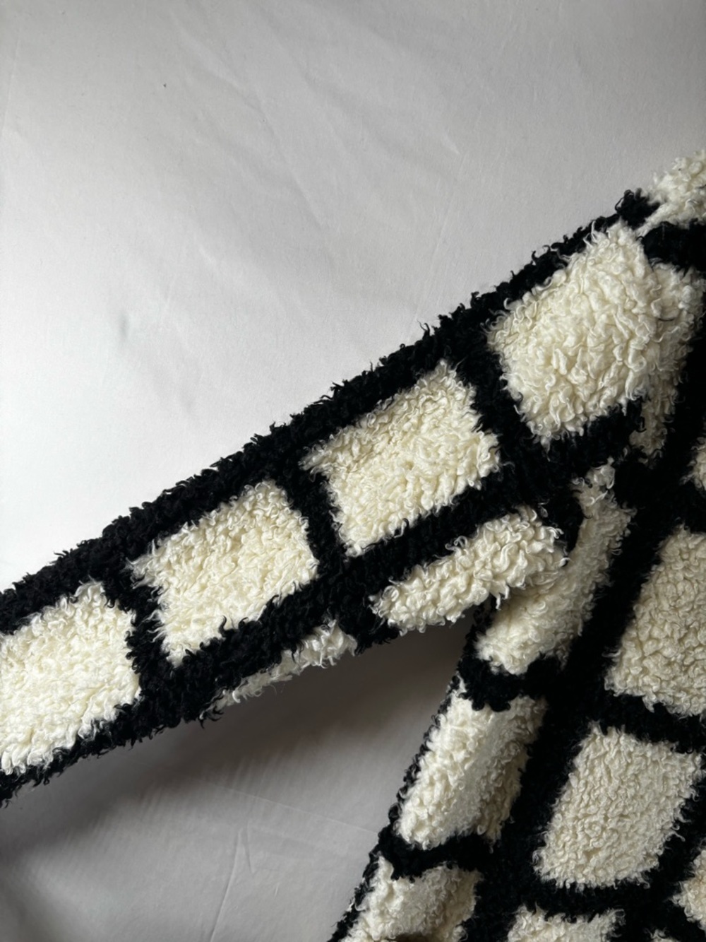 Reformation Bromley Teddy Sherpa Coat Black White Grid Plaid Long Jacket Size S - Picture 7 of 16